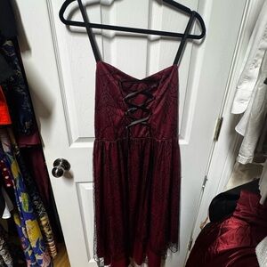 Women’s Asymmetrical Lace-Up Party Dress - Burgundy